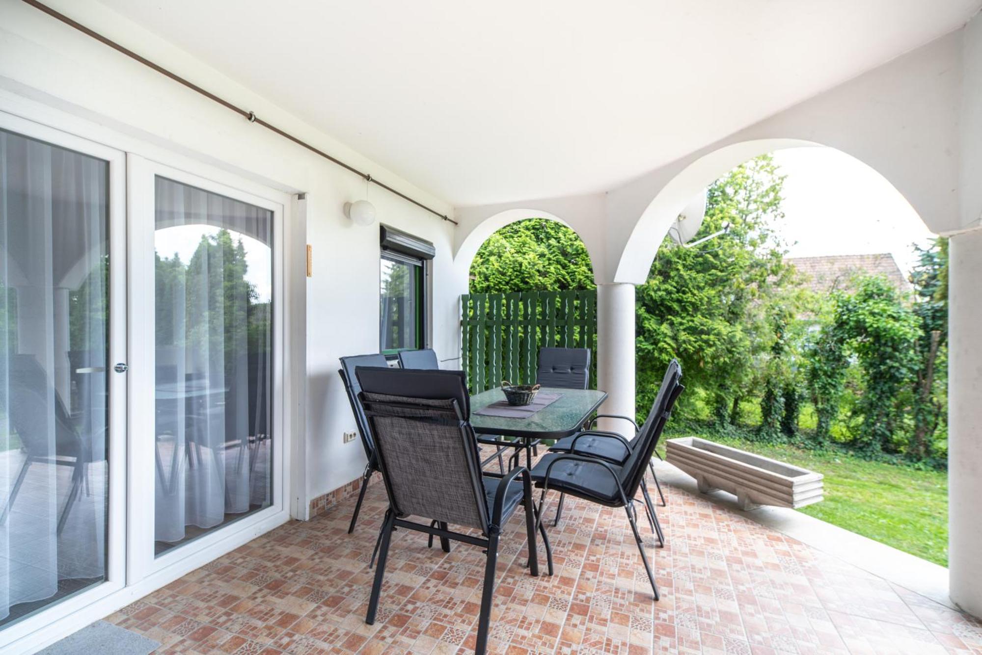 Jazmin Vendeghaz Villa Balatongyorok Luaran gambar